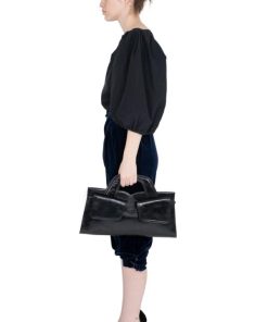 Parisianmode.shop5f83c180b7 1